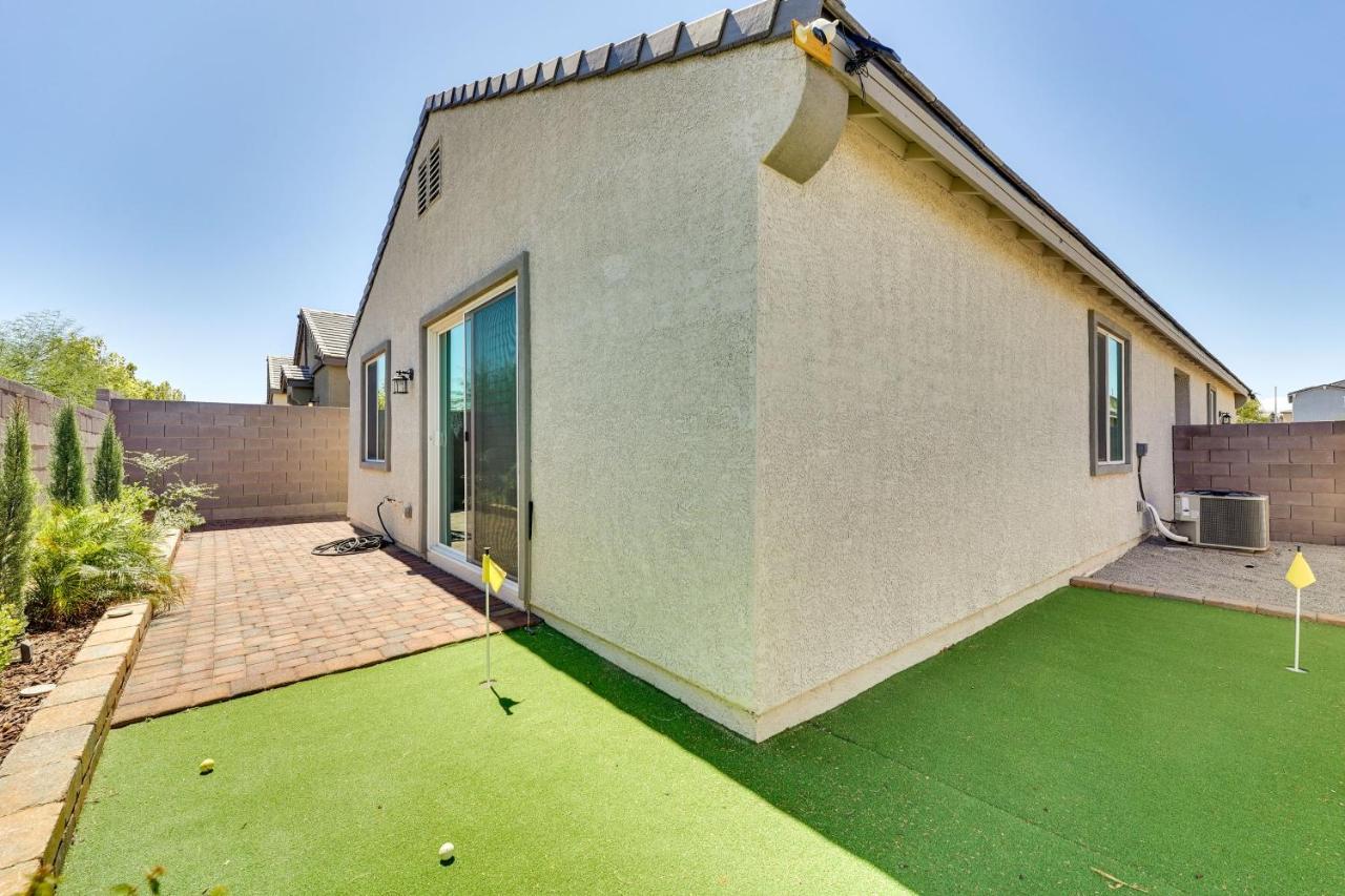 Home With Putting Green About 11 Mi To Las Vegas Strip Exterior foto